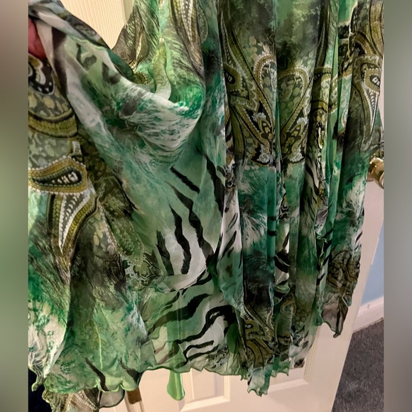 Stunning Tiffany Gown with Beaded Waist - Picture 11 of 12